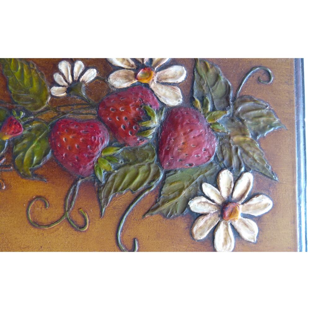 Vtg hand tooled wood carved strawberry wall art plaque hand-painted 12x9 in folk - Picture 2 of 5